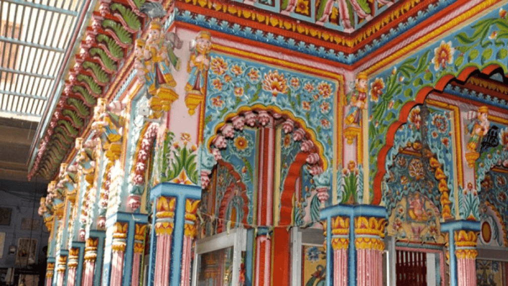 Nageshwarnath Temple