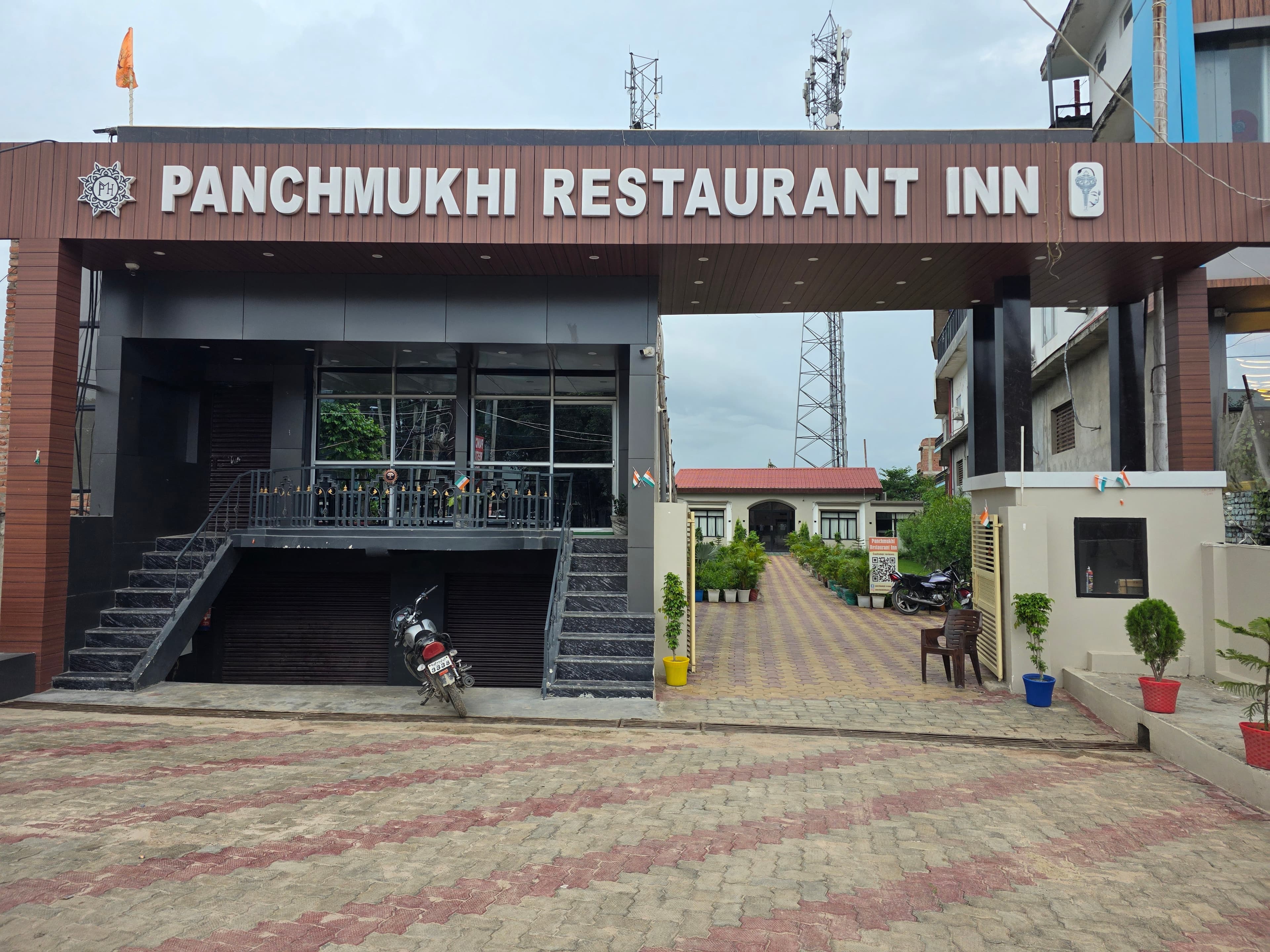 Panchmukhi Restaurant Inn